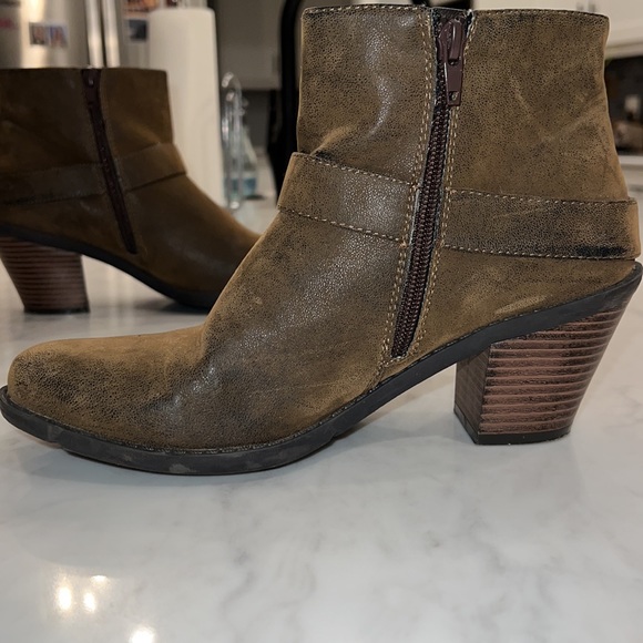 Buckle booties - Picture 6 of 7